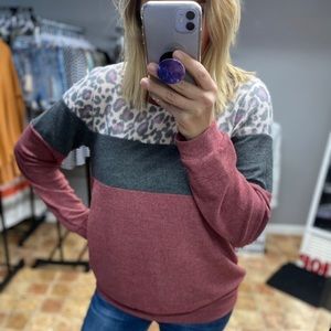 BOUTIQUE L/S Color Block Leopard Contrast Detail Top NEW!